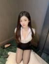 【乌鲁】浪货乳沟深深服务棒